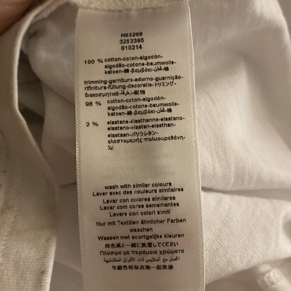 Givenchy NWT White/Grey Logo Tshirt with fake tears Size 18 Months - Picture 8 of 9